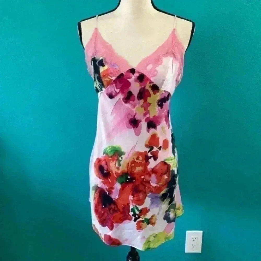 Natori pink slip dress in size small